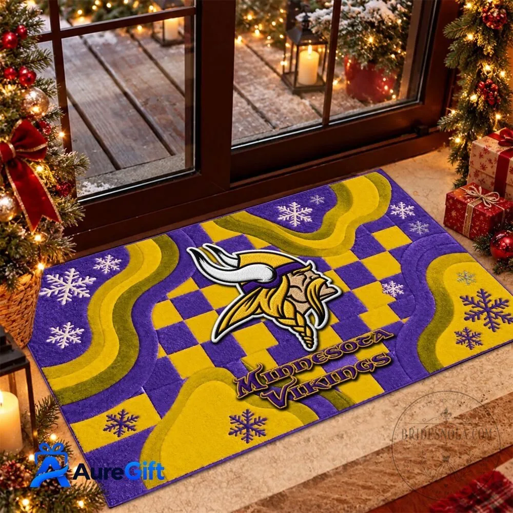 Minnesota Vikings Christmas Snowflakes Checkered Pattern Doormat